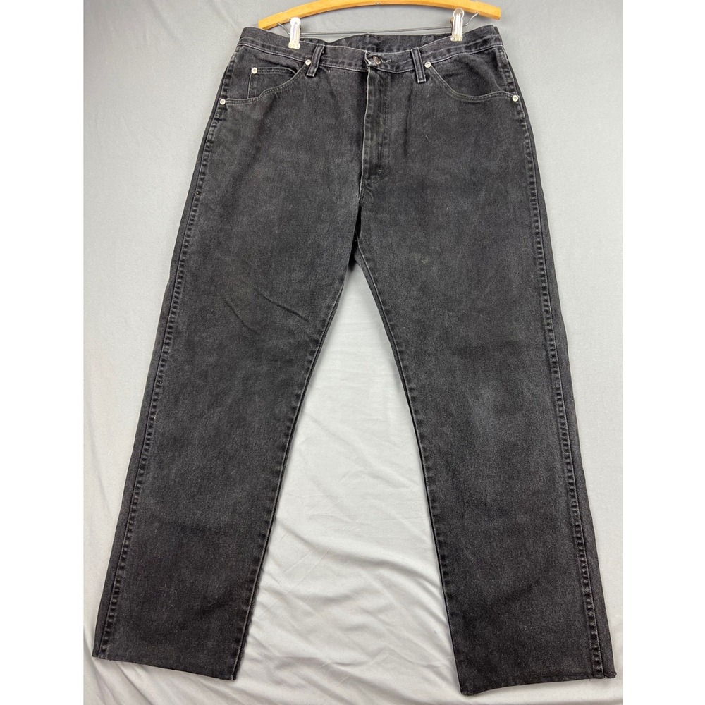 Wrangler Authentic Jeans Mens 36x30 Straight Leg Black Denim Faded Good